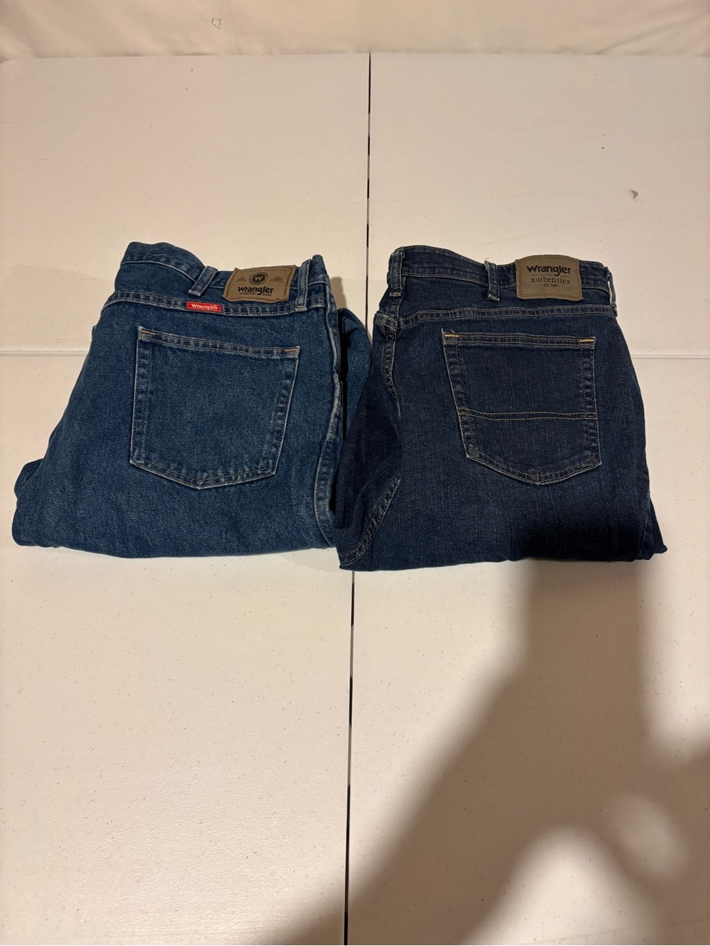 Lot Of 2 Wrangler Men’s Size 40x36 Regular Fit Straight Leg Blue Denim Jeans
